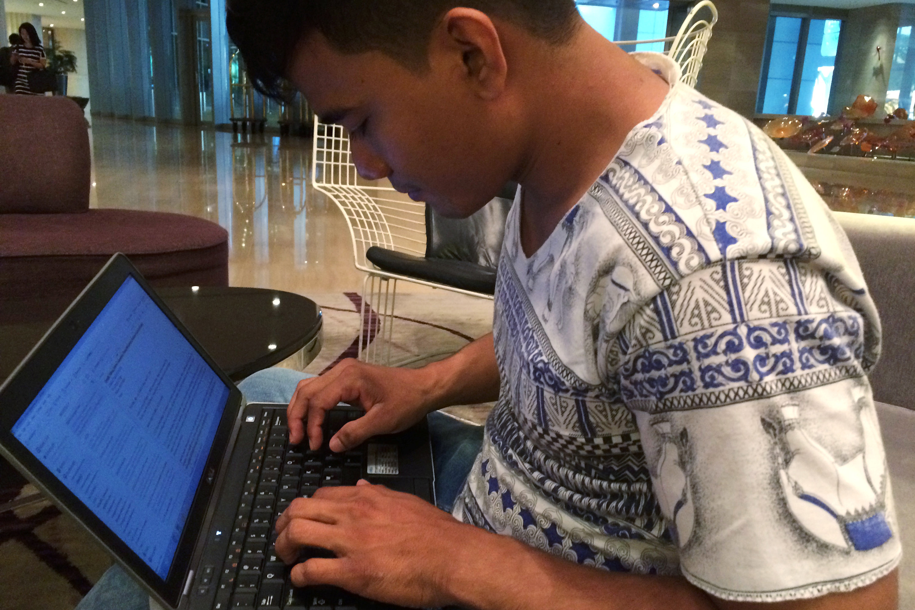 Boost teens' ability to cope with online risk; resilence is key