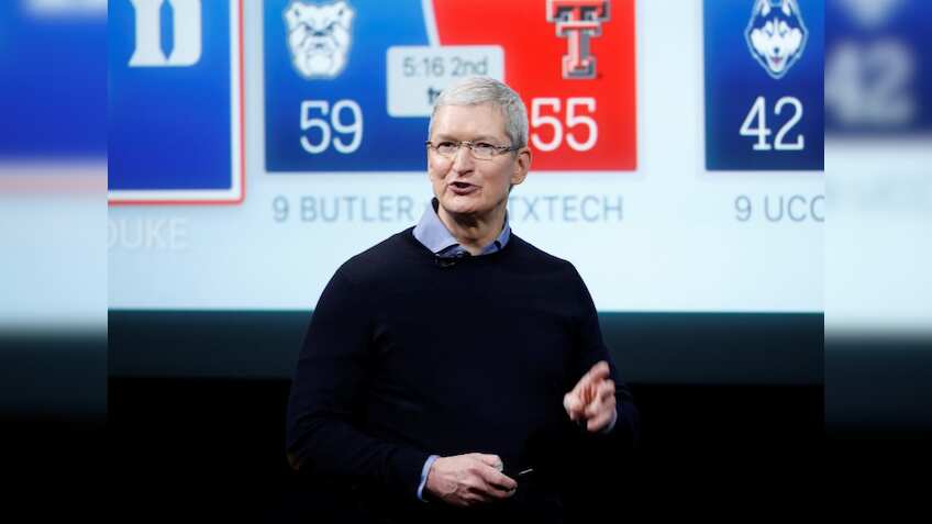 Apple bets on 'unicorn' Didi to take on Uber in China