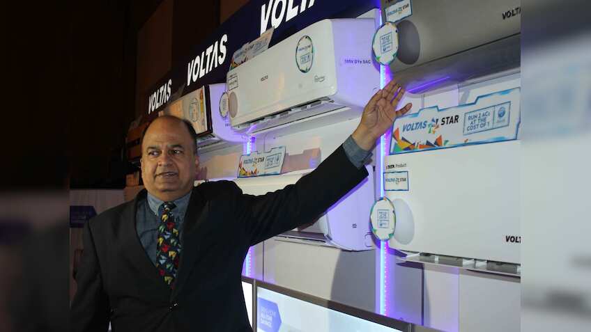 Mercury is touching near 50 in some parts but these guys aren't complaining