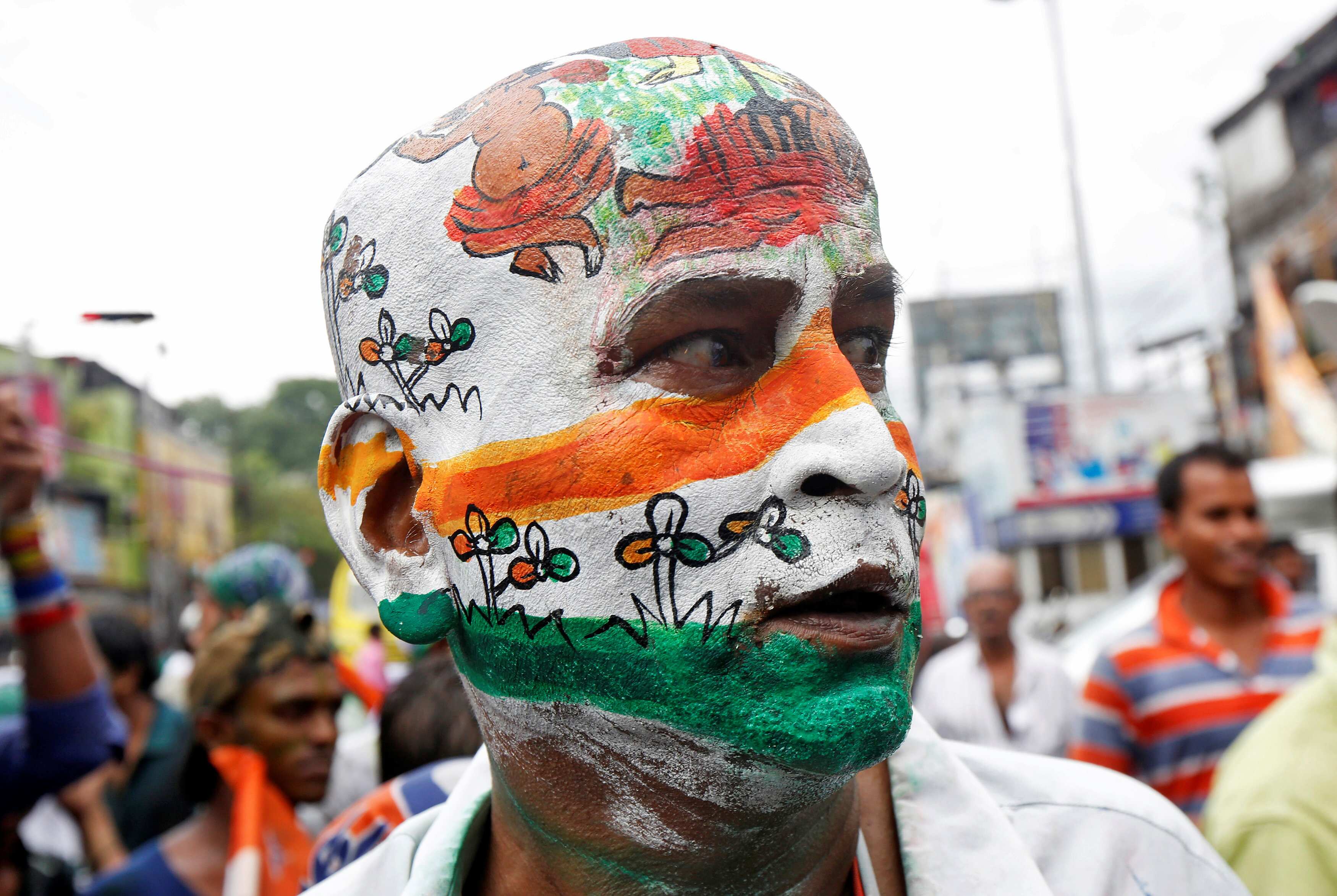 Trinamool, AIADMK retain power, BJP takes Assam, Left Kerala