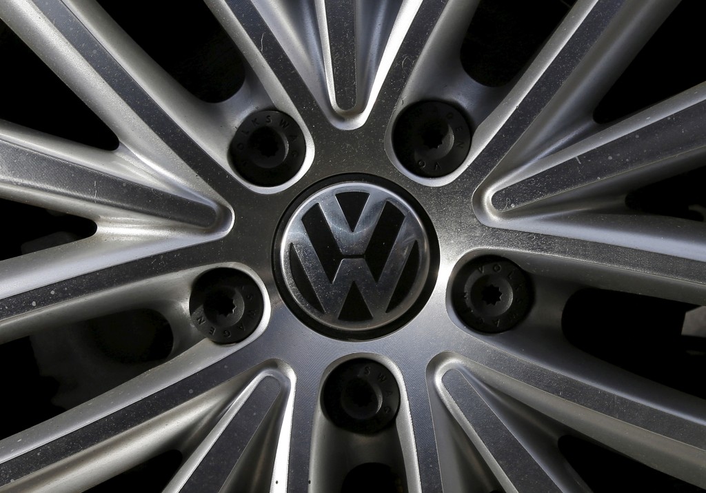 Three investor groups call for new investigation into Volkswagen emission scandal