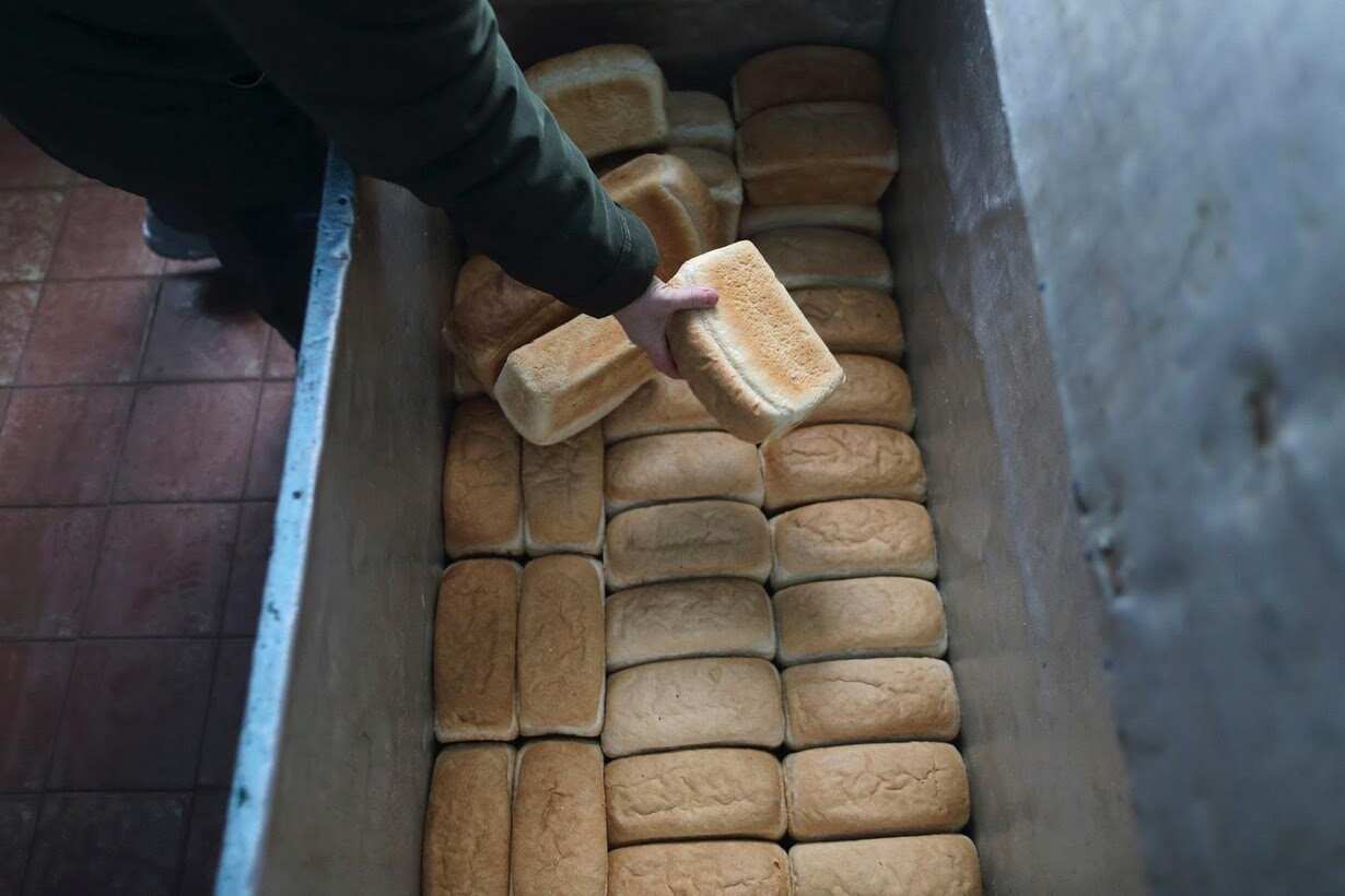 Bread makers to stop using controversial chemicals from tonight