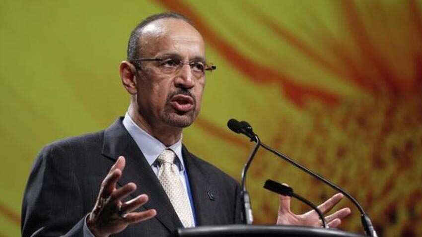 Saudi Arabia promises not to shock oil market as OPEC debates policy