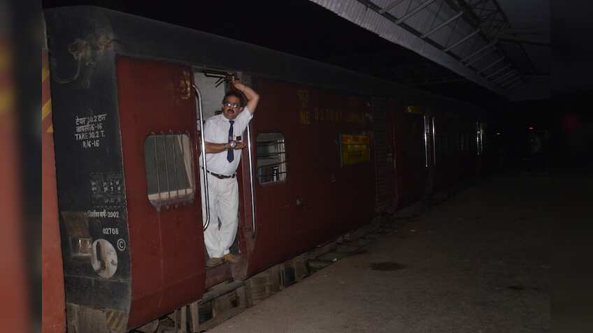 Indian railways seeks $500 million from World Bank for redevelopment