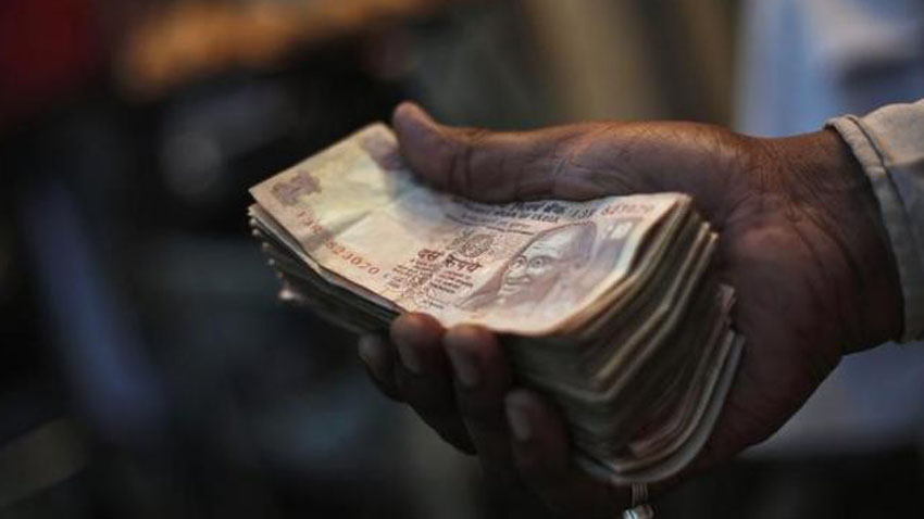 Rupee advances by 6 paise against dollar in early trade