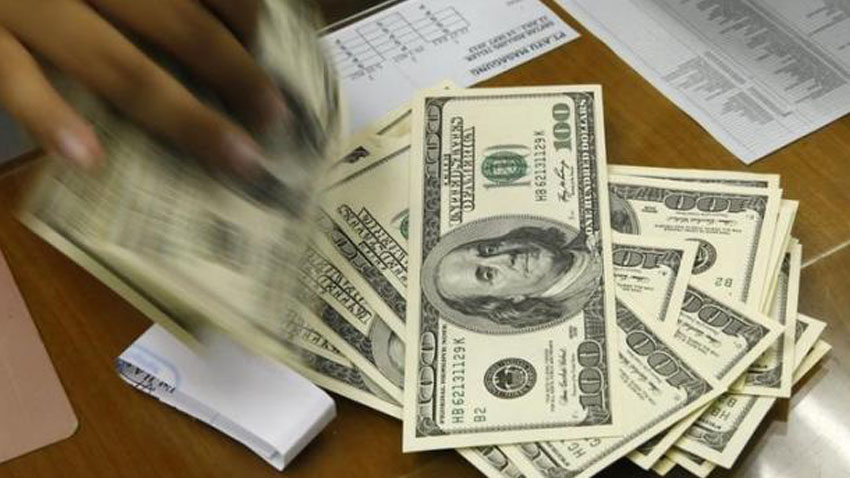 US dollar up 0.41% in late trading on upbeat jobless data
