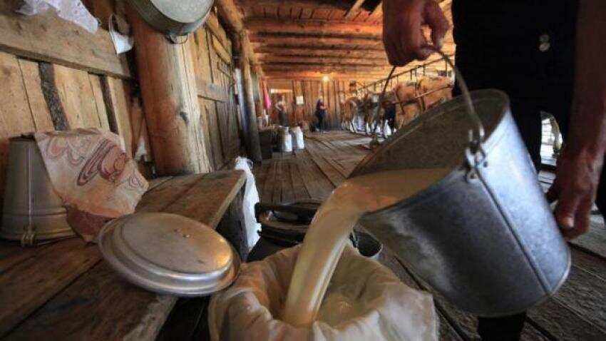  Amul to set up Rs 400 crore project in drought-hit Vidarbha: Gadkari