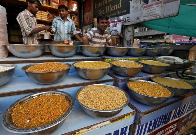 Centre to up buffer stock as pulse prices near Rs 200 per kg