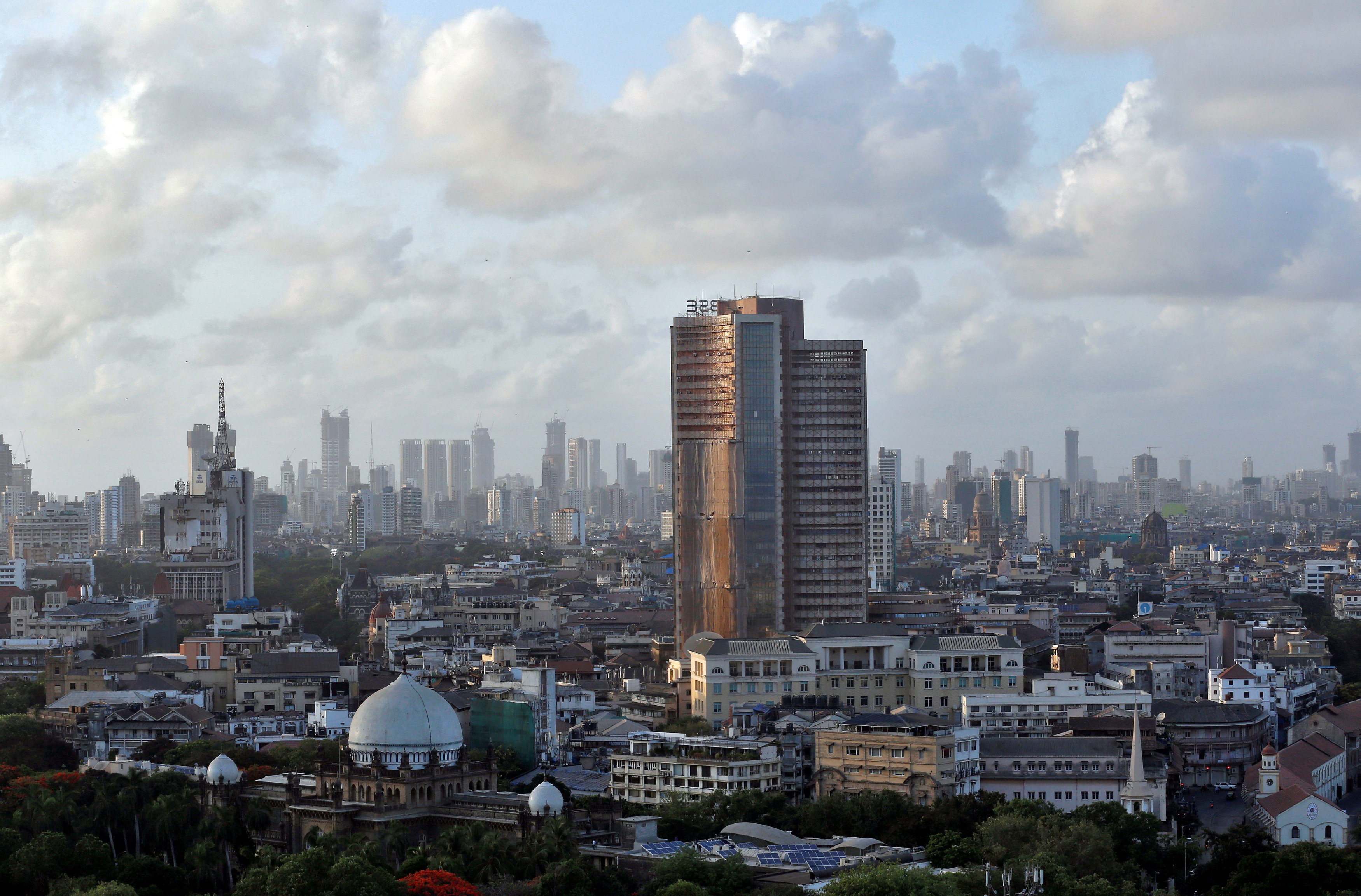 Sensex up 100 points amid easing Brexit fears