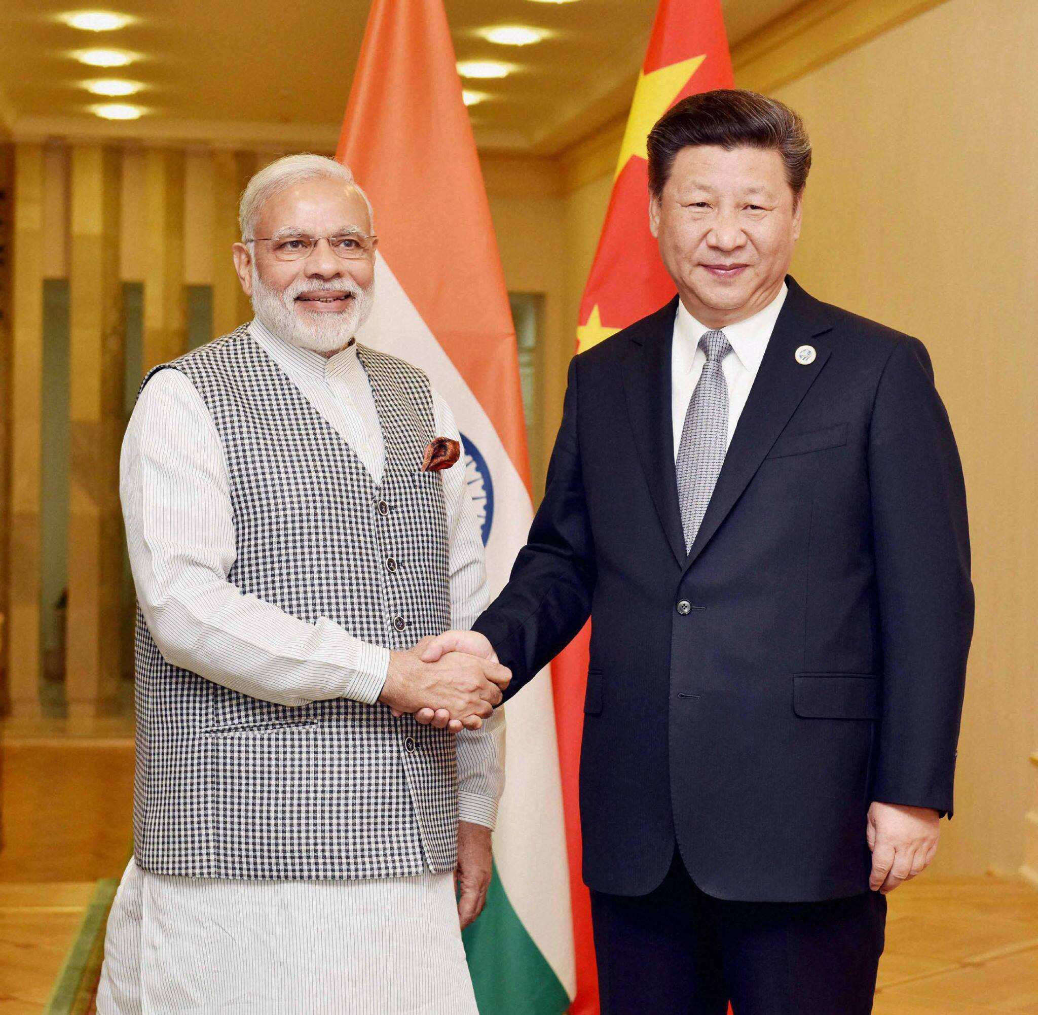 PM Modi meets Chinese President Xi, seeks support for India's NSG bid