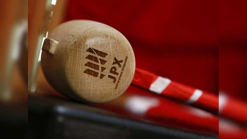 Asian stocks, pound falls in Brexit aftershocks