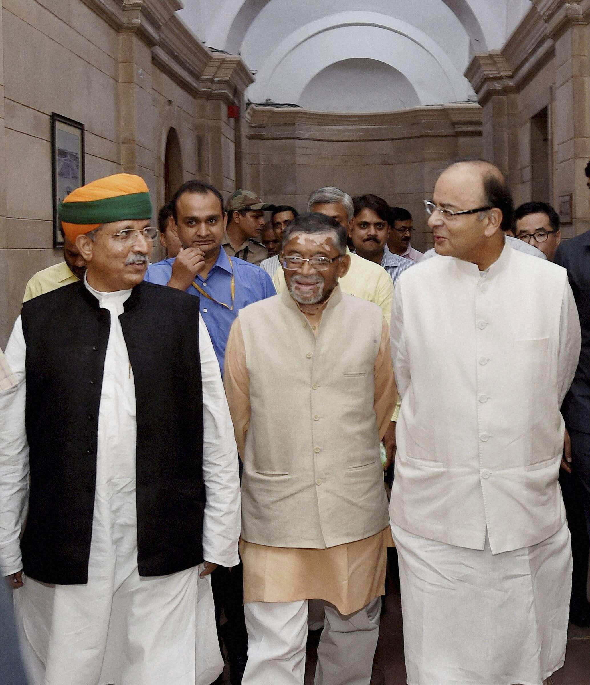 WATCH: Top 5 stories of this evening; From Gangwar, Meghwal taking charge in Finance Ministry to Messi's jail term 