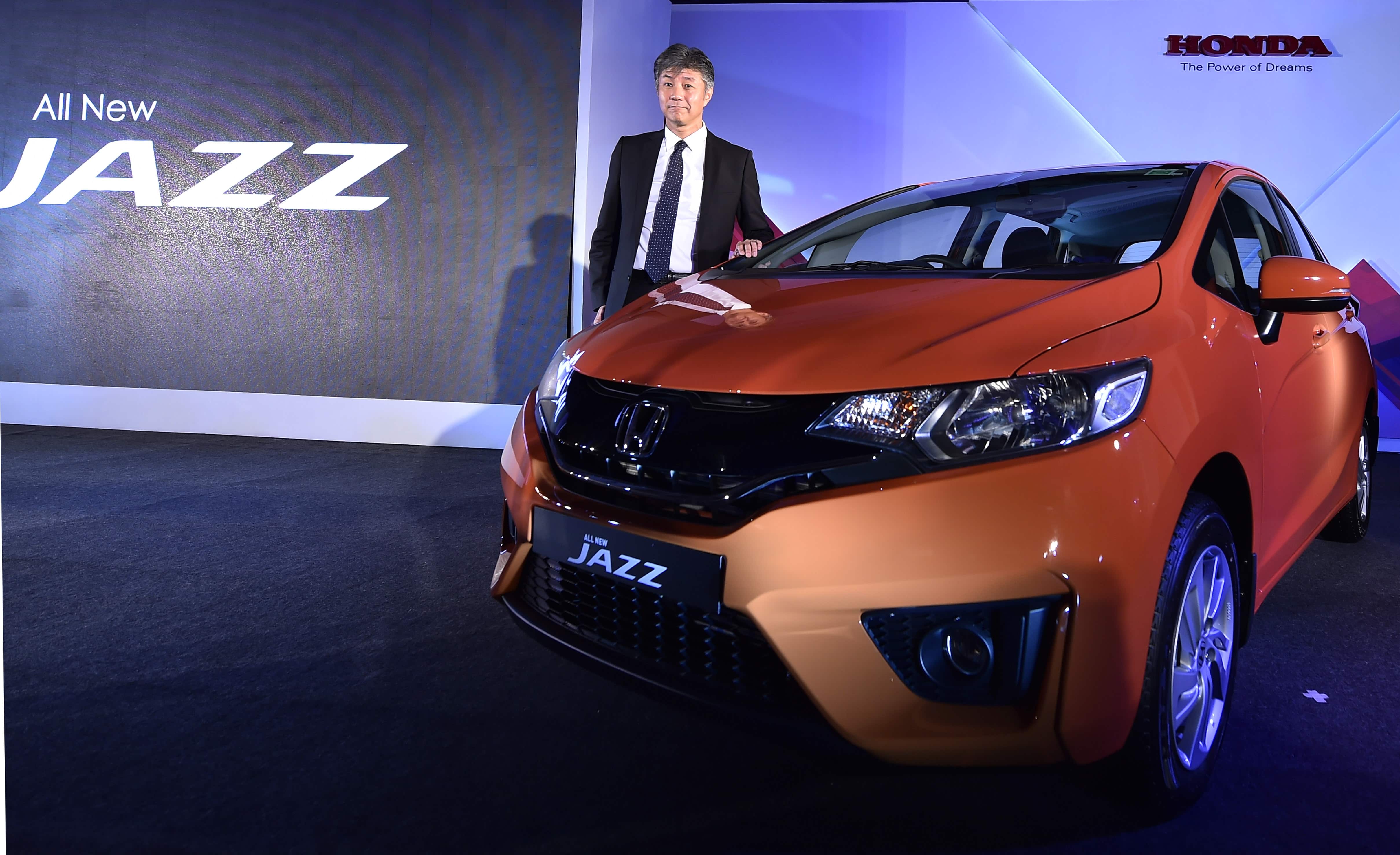 Passenger car sales fall 5% in June