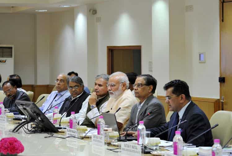 Future vision should be good governance, commitment to better lives:PM Modi  