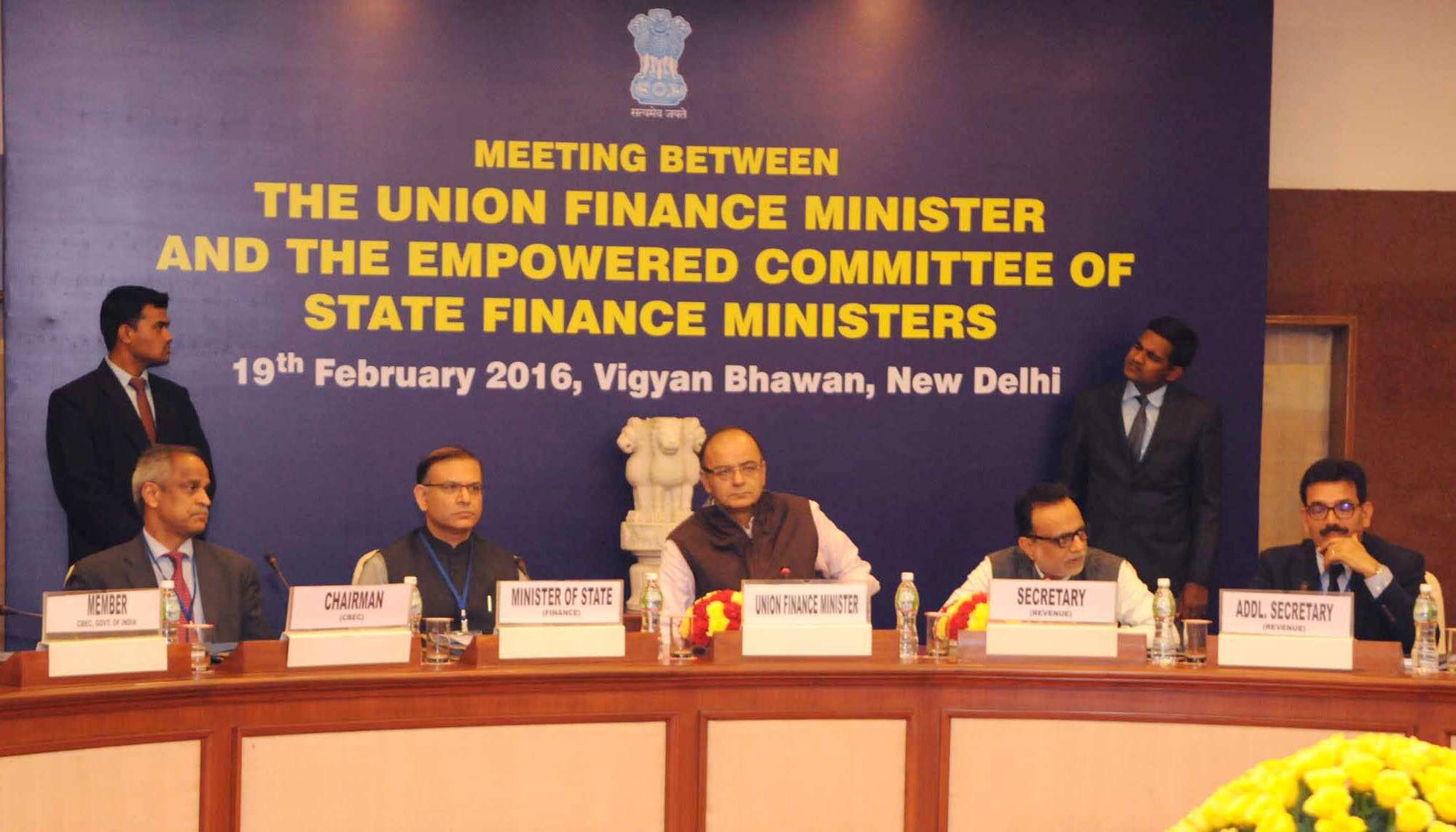 Govt extends deadline for filing I-T returns to August 5 