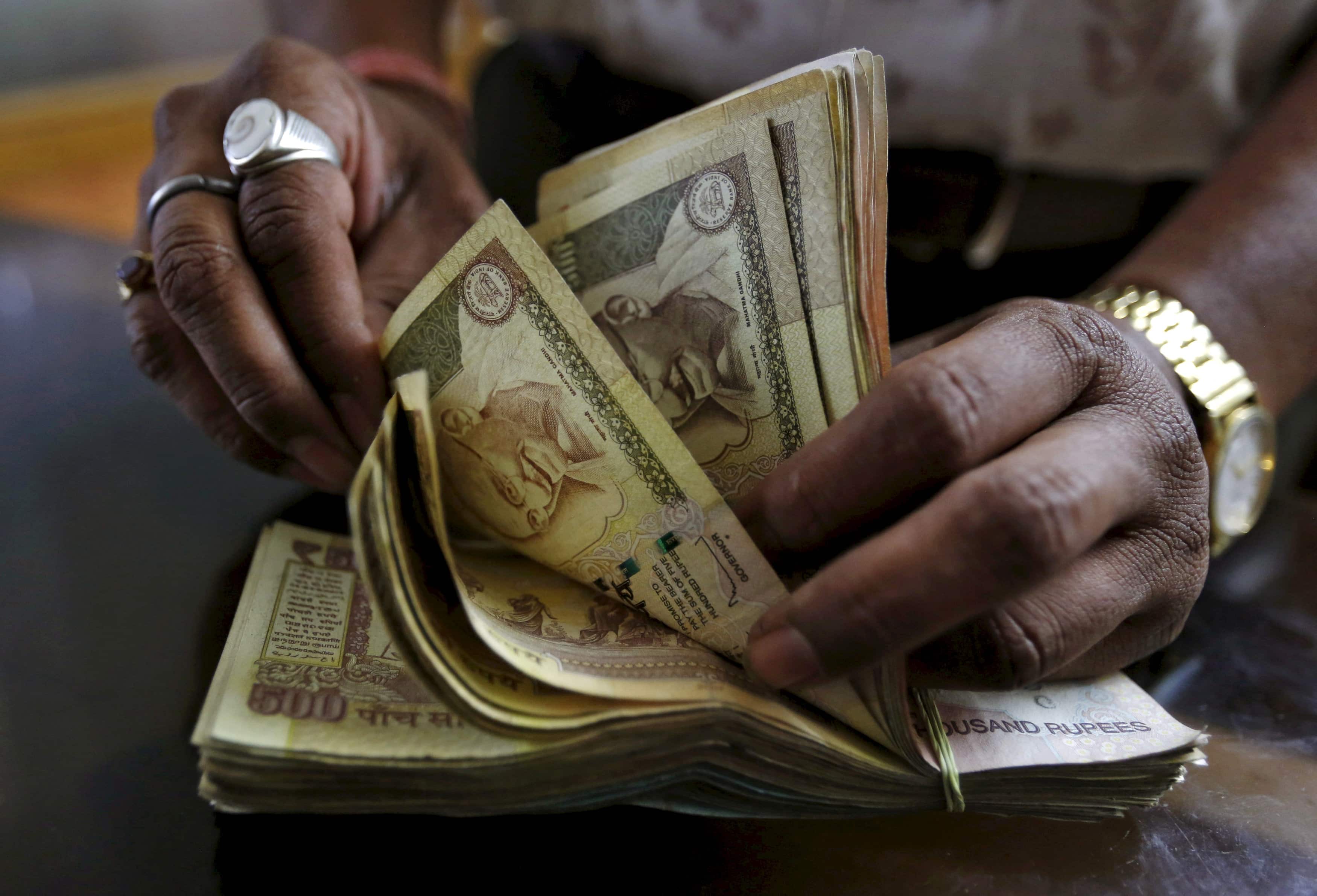  Dilip Buildcon IPO gets nearly 9 lakh bids so far