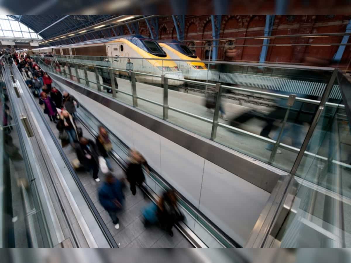 British Eurostar staff to stage August strikes: union