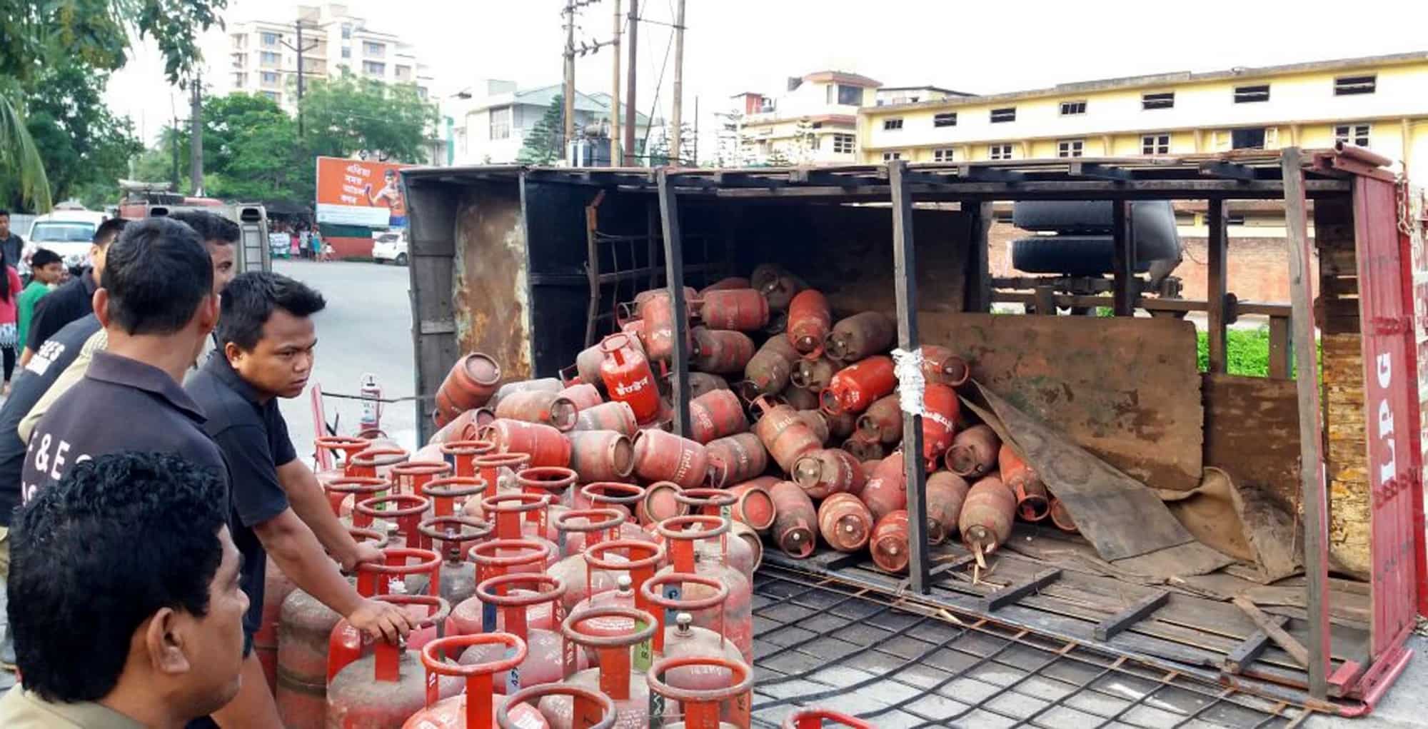 Over Rs 21,000 crore saved by blocking 3.34 fake LPG connections: Govt tells CAG