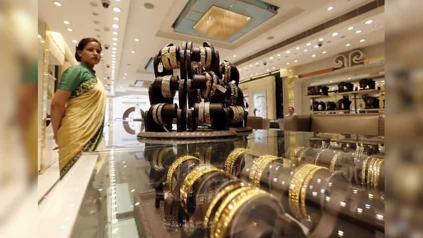 Gems, jewellery exports up nearly 12% in April-July period of FY17 