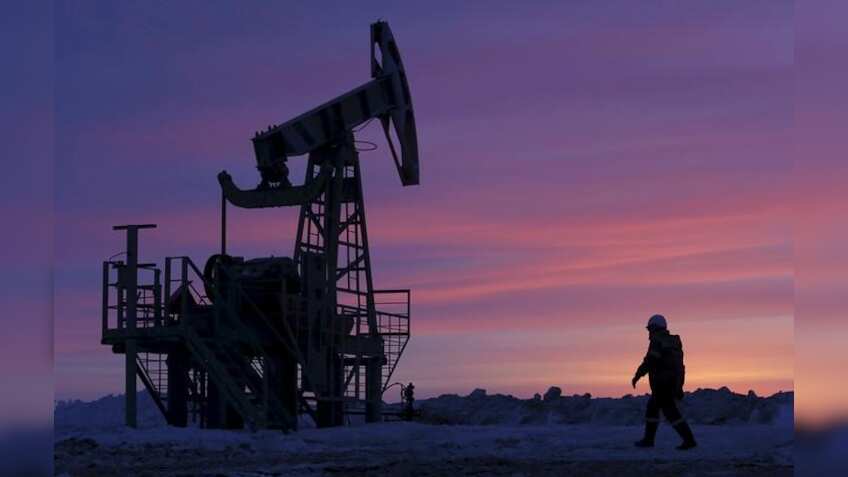 Oil prices fall in early trade as Saudi Arabia dampens prospects of output freeze