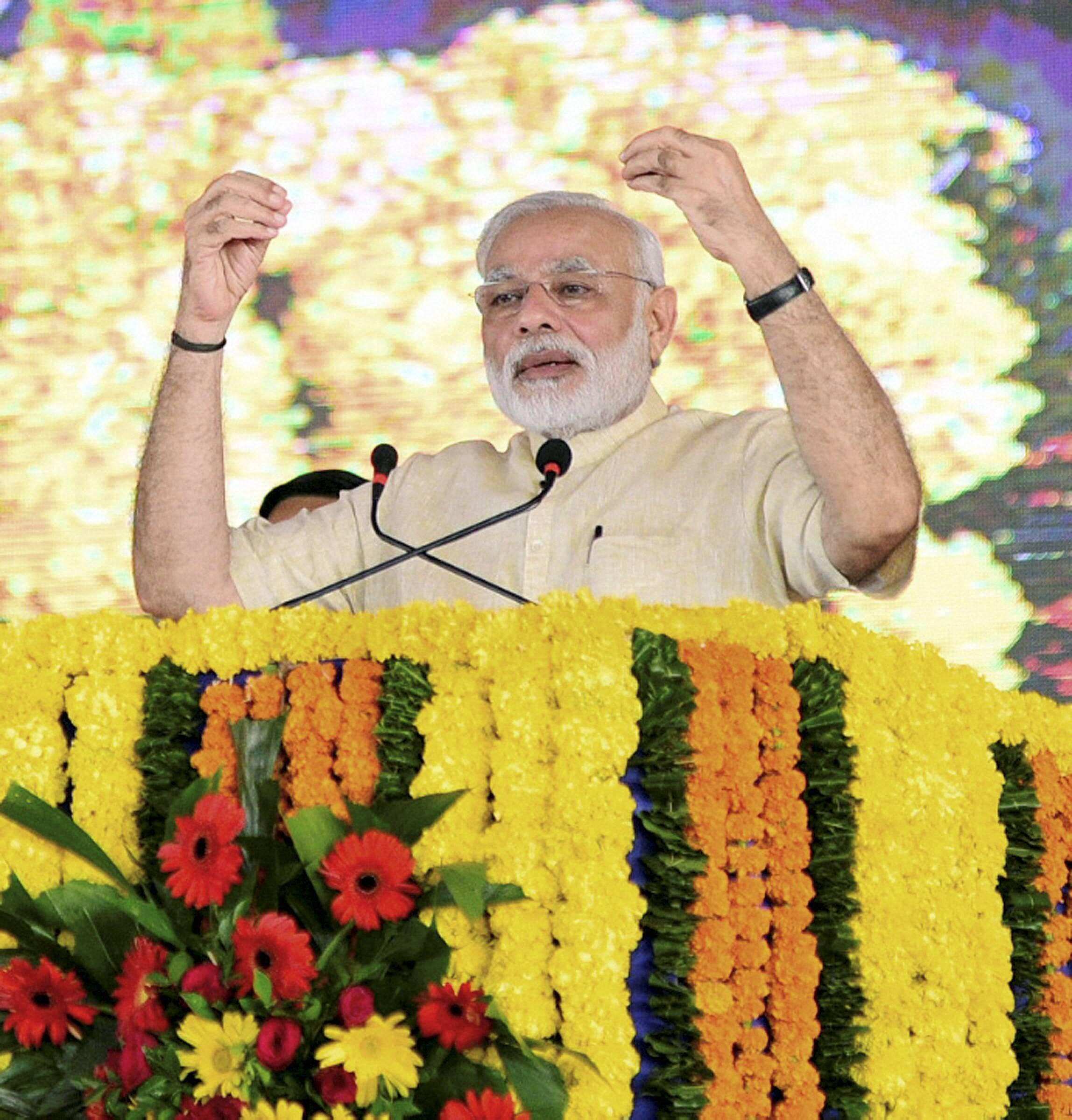 Modi gives final nod to woo foreign investors into India