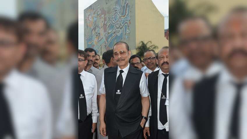 Parole ends, SC sends Subrata Roy back to jail