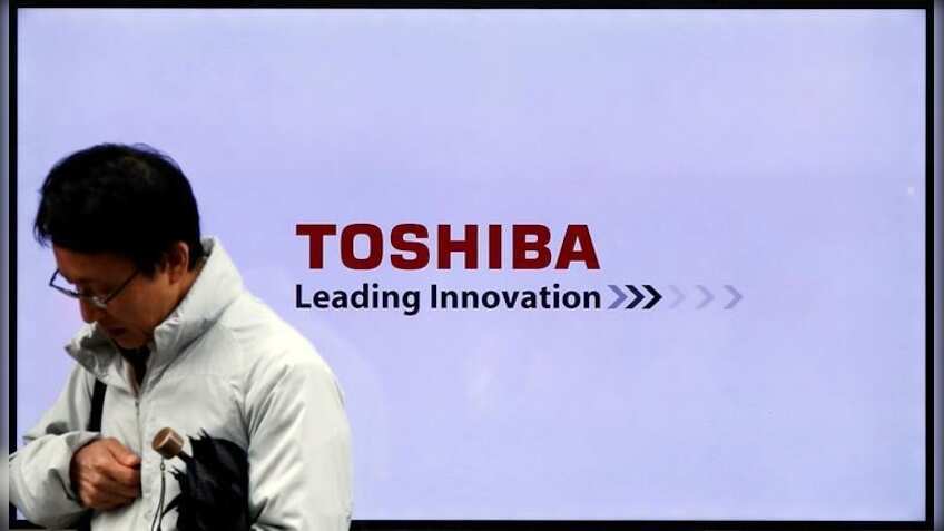 Toshiba expects higher H1 profits than expected on memory chip sales