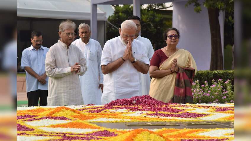 PM Narendra Modi pays tribute to Mahatma Gandhi, Lal Bahadur Shastri
