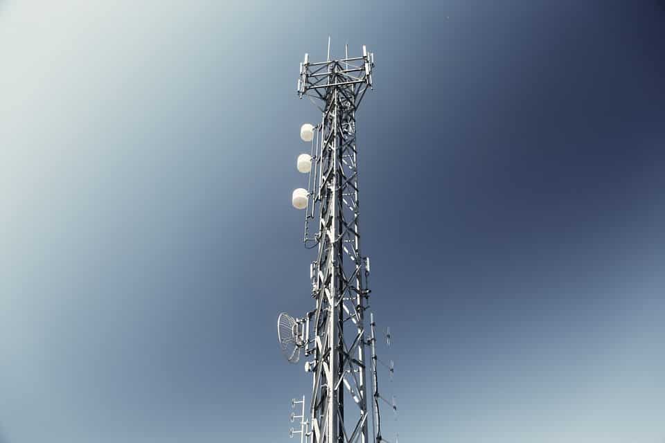 Spectrum Auction: Bids rise to Rs 63,500 crore till day 4