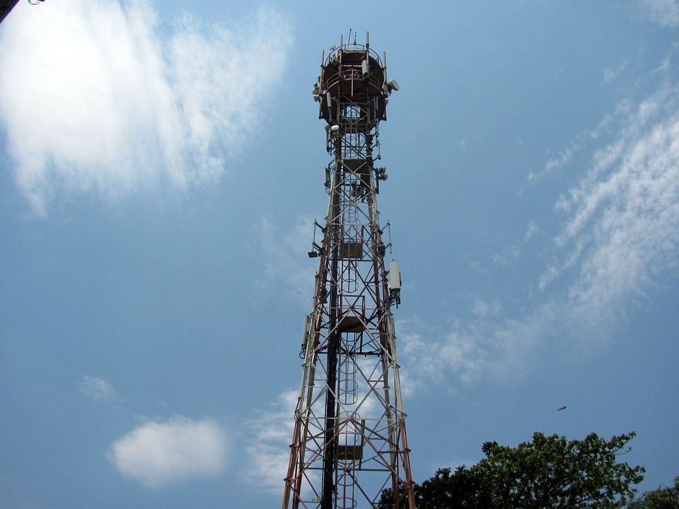 Spectrum auction ends: Govt fails to sell 700 Mhz, 900 Mhz