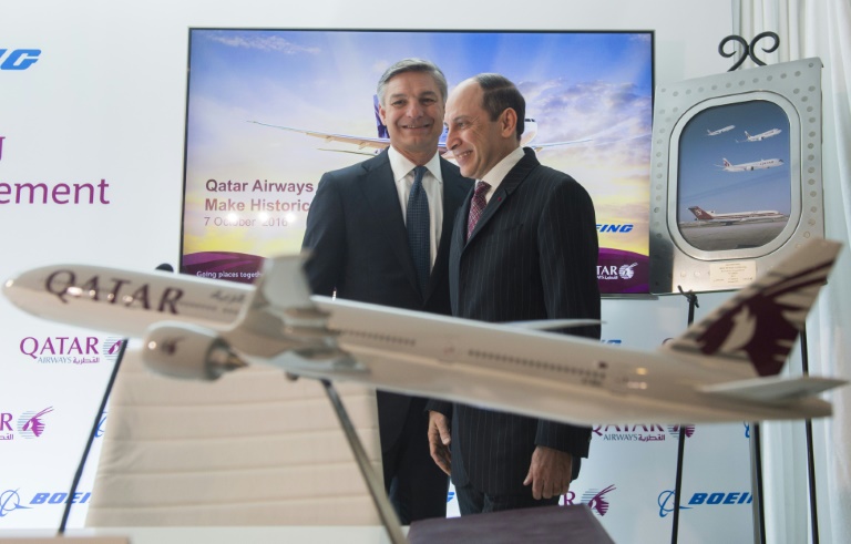 Qatar Airways orders 100 Boeing planes for up to $18.6 billion