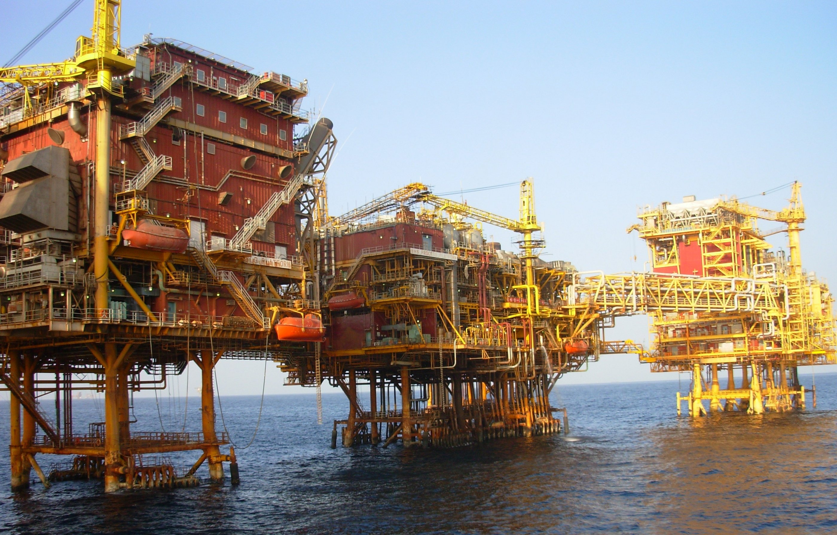 ONGC signs pact to buy stake in GSPC's KG basin block