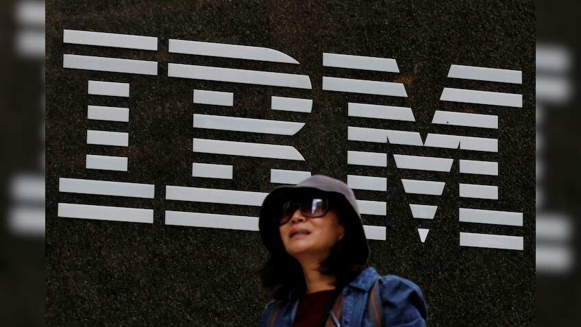 IBM Q3 revenue falls, but tops forecasts on cloud, analytics growth