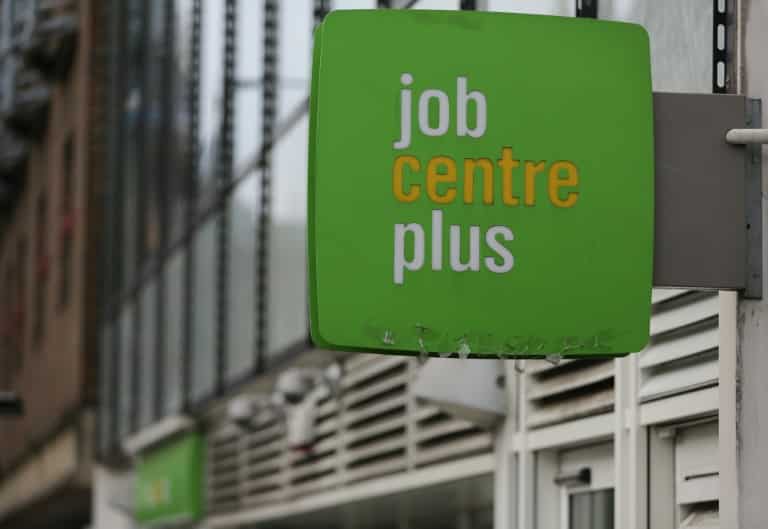 British jobless rate holds at 4.9% despite Brexit