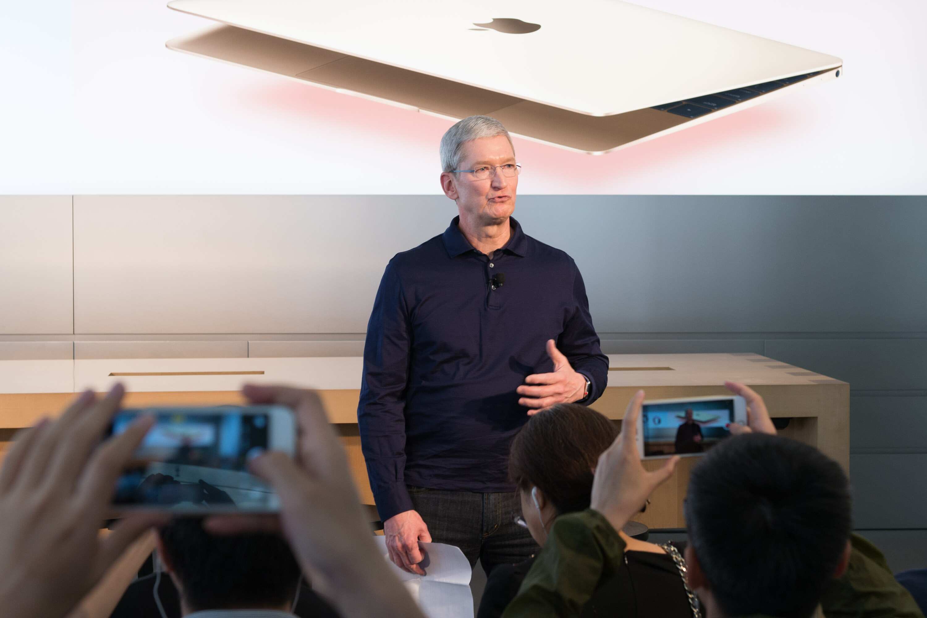 Couldn't be more excited about investments in 4G in India, Tim Cook says