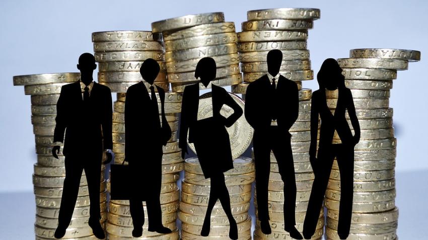 Trump fears: Foreign investors cut India holding by over R 12,000 crore