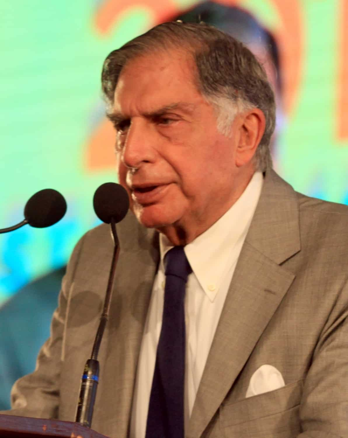 Ratan Tata installs new management team at Tata Sons | Zee Business