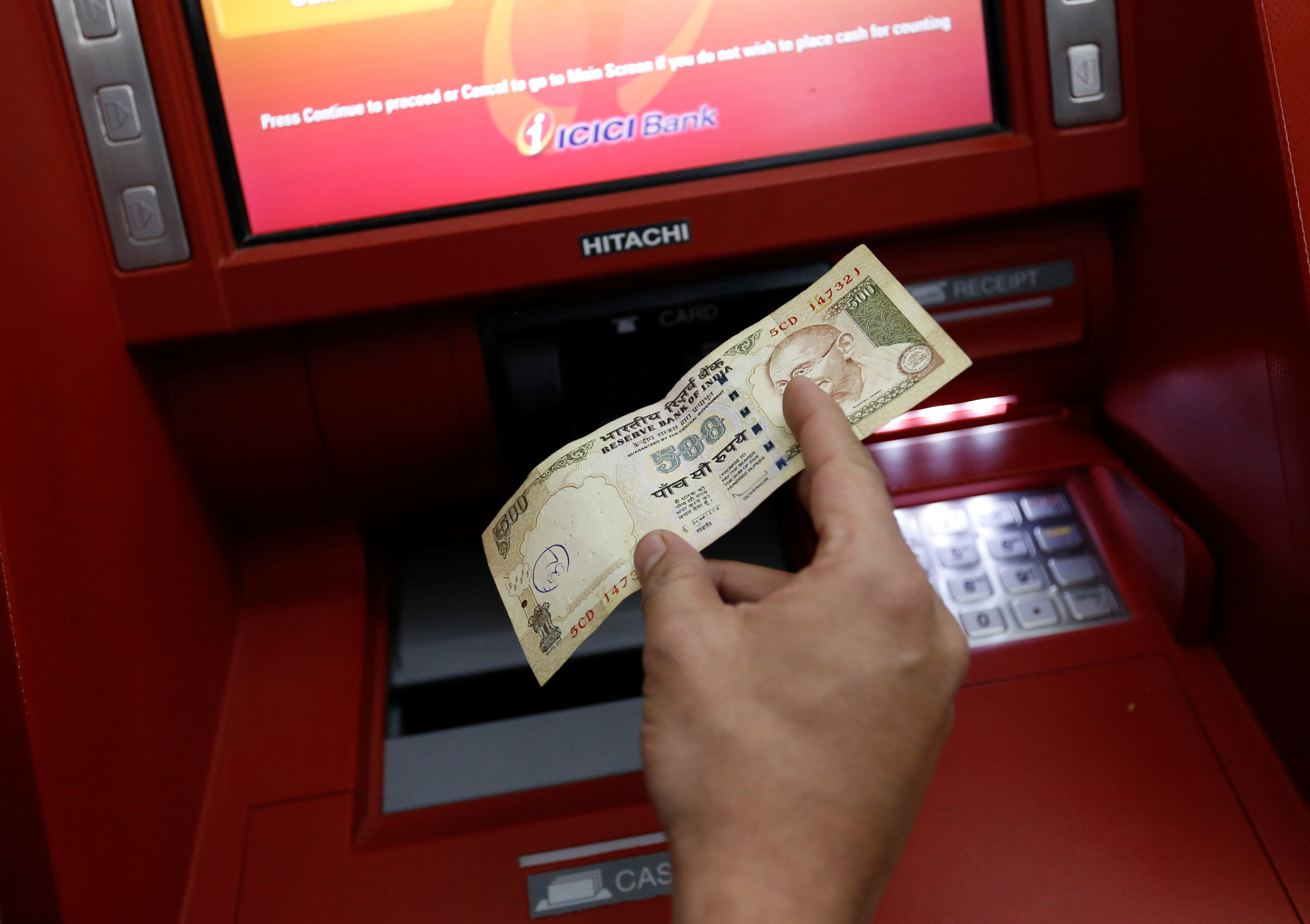 9 steps you must take to exchange your old Rs 500, Rs 1,000 notes