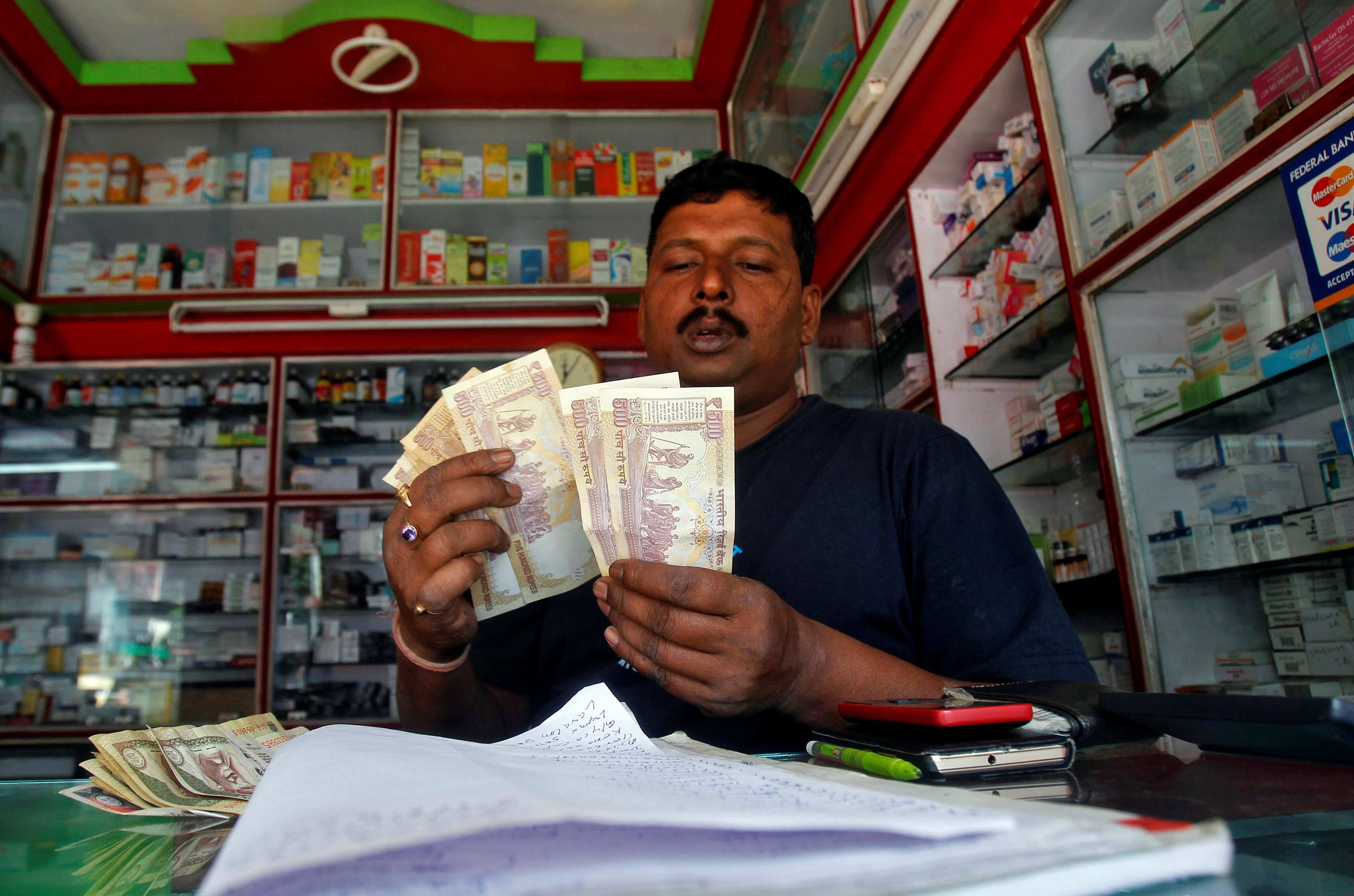 Not mobile wallets, cash will still be king in India