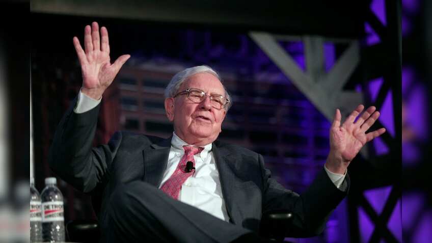 Billionaire Warren Buffett invests in 3 big US airlines