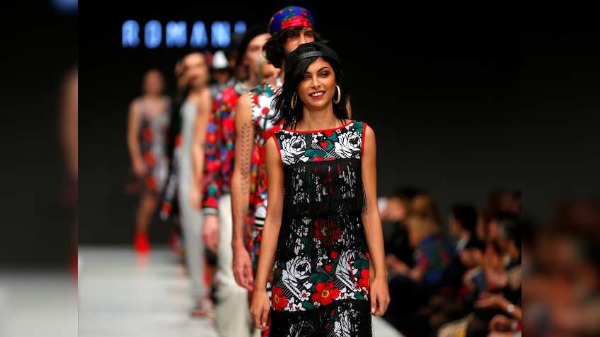 Indians flock to buy branded apparel; cast out new entrants, online retailers