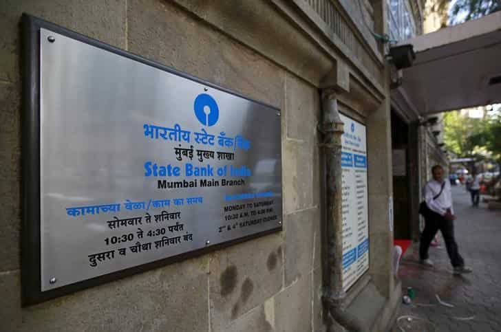 Demonetisation: SBI waives merchant discount rate on Master, Visa debit cards
