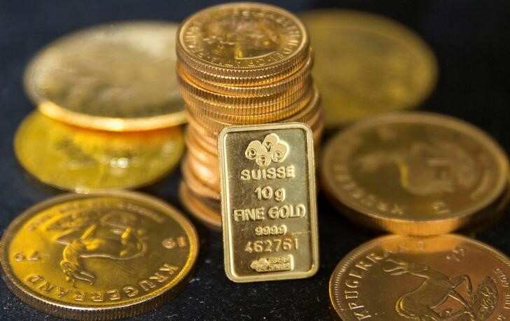 Gold rises from multi-month lows as US dollar weakens