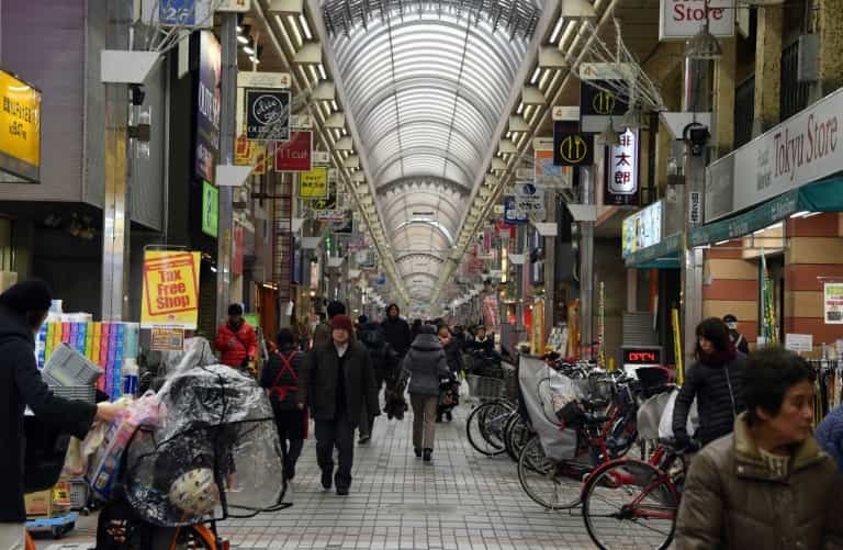 Japan household spending falls again in October