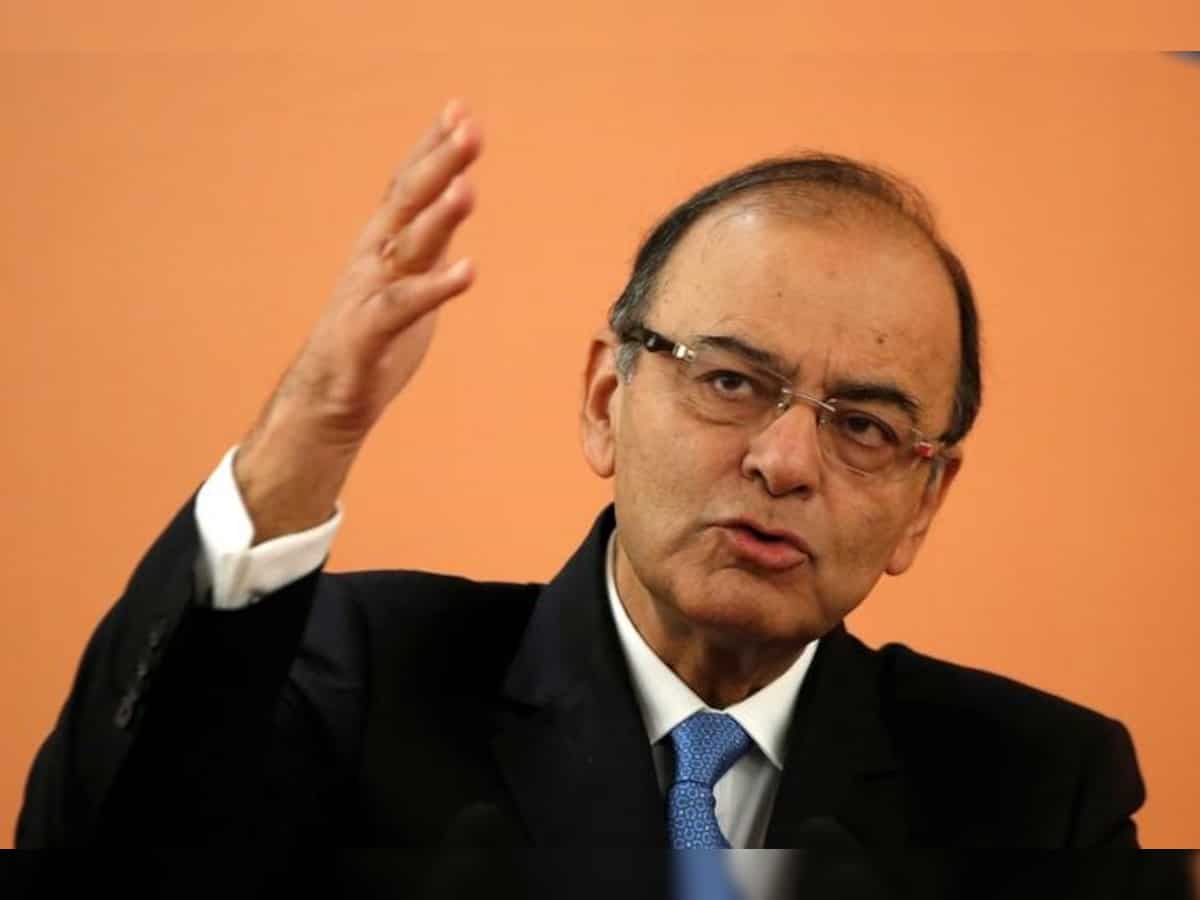 Demonetisation: Bank withdrawals stand at 20% of total