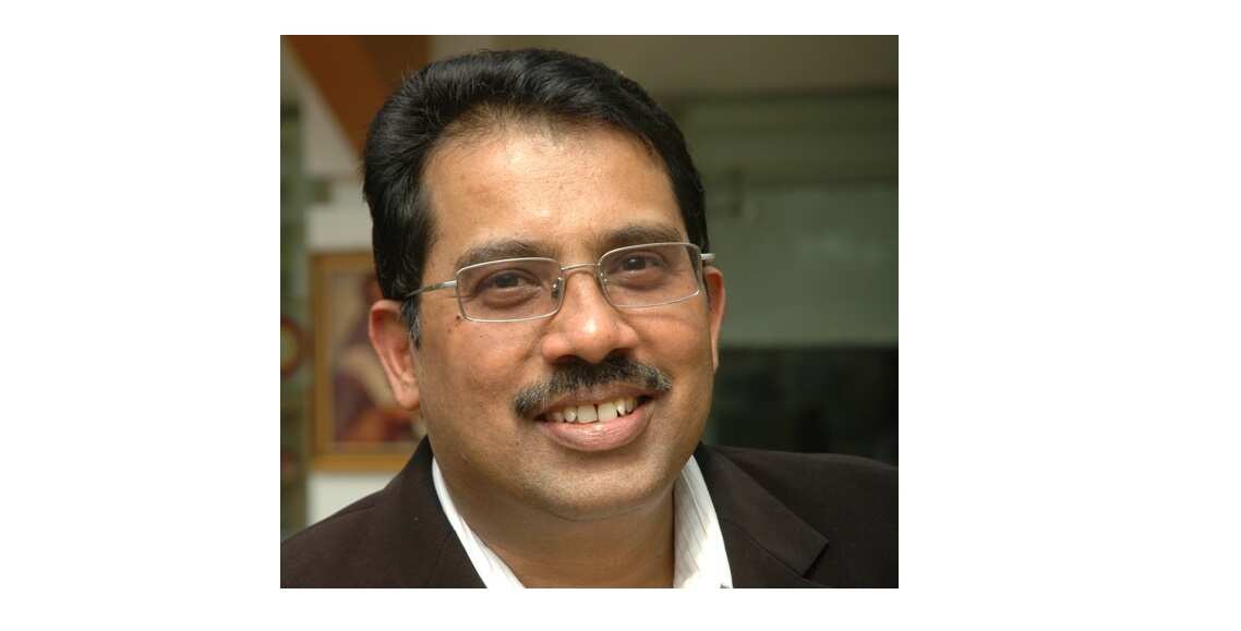 Cash crunch affected gold loan biz, should be normal in a month: Muthoot Finance