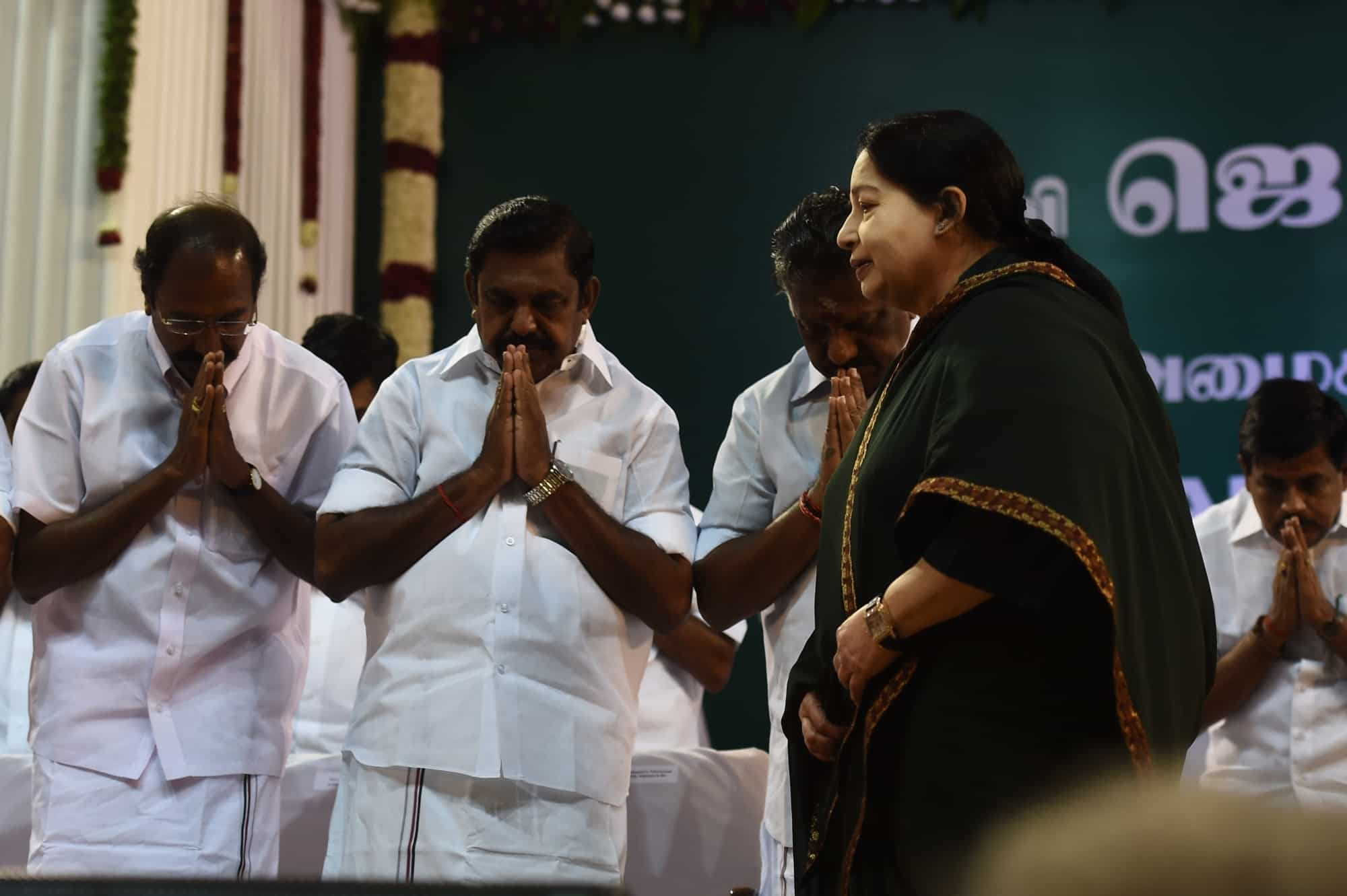 Jayalalithaa suffers cardiac arrest, said to be critical