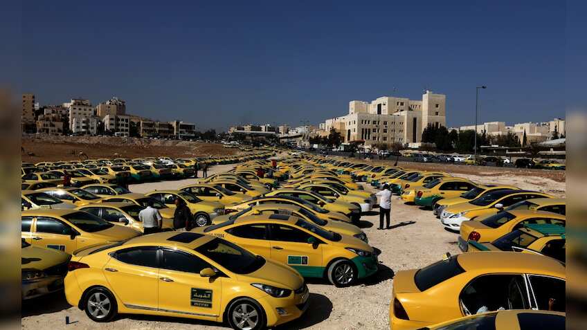 E-tailing, taxi-hailing companies see a decline in transactions post demonetisation