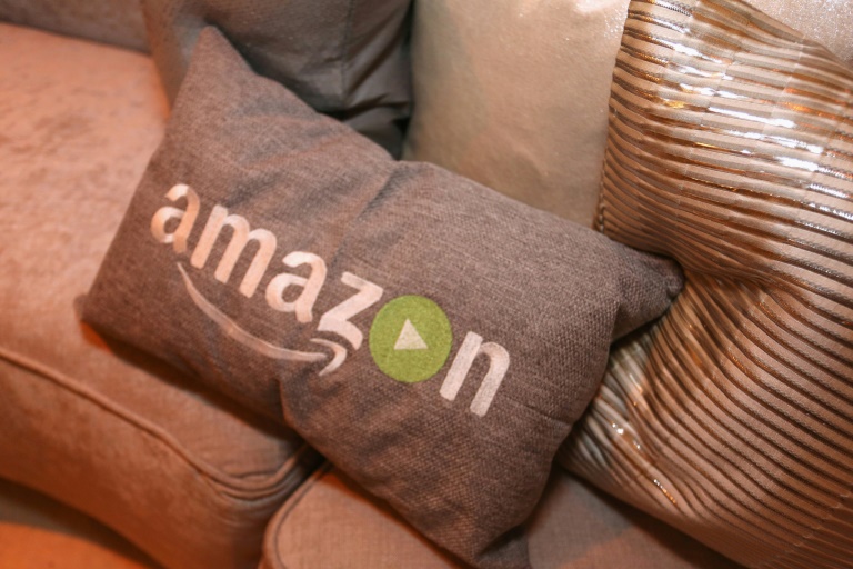 Amazon testing cashier-free retail store