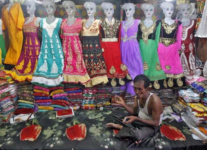 India inflation likely cooled further in November after cash clampdown: Reuters poll